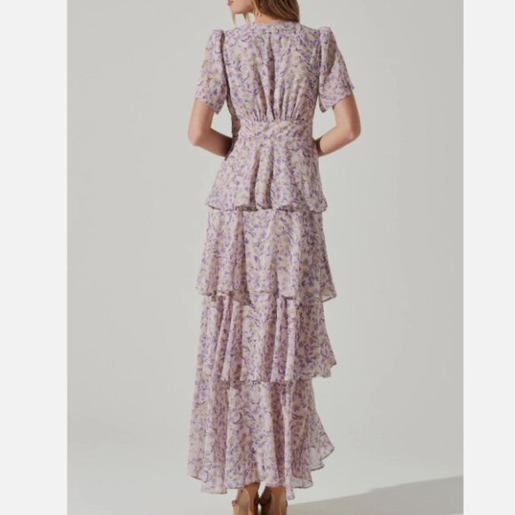 ASTR The Label Tayla Floral Tiered Midi Dress XS - Picture 4 of 8